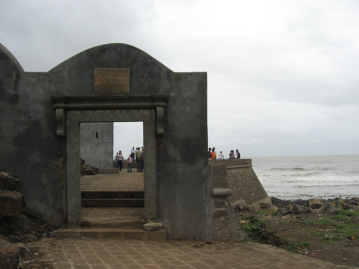 mumbai forts