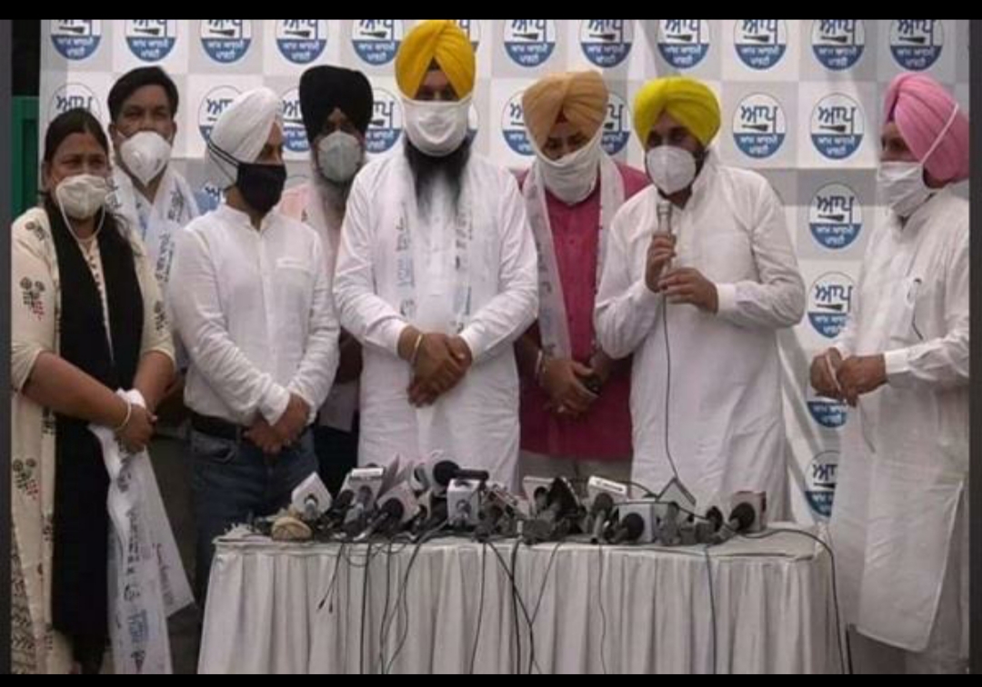 ਵੱਡੀ ਖ਼ਬਰ: ਅਕਾਲੀ ਦਲ ਦੇ ਸਾਬਕਾ ਵਿਧਾਇਕ ਜਗਜੀਵਨ ਸਿੰਘ ਖੀਰਨੀਆਂ ‘ਆਪ’ ‘ਚ ਸ਼ਾਮਿਲ