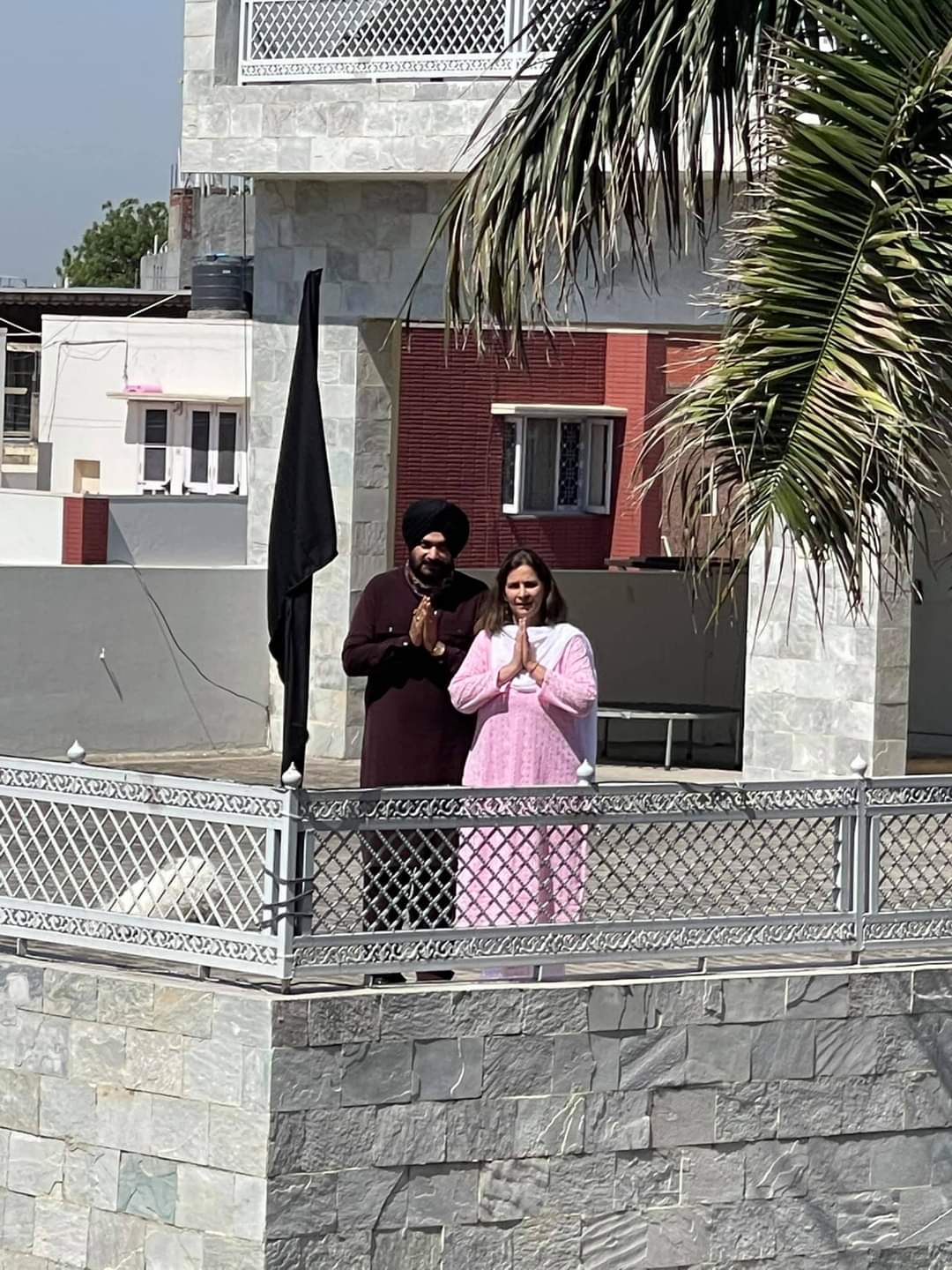 ਕਾਲਾ ਝੰਡਾ ਲਹਿਰਾਉਣ ਮਗਰੋਂ ਨਵਜੋਤ ਸਿੱਧੂ ਦੀ ਸਰਕਾਰ ਨੂੰ ਖਾਸ ਚੇਤਾਵਨੀ