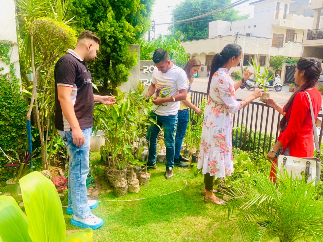 ਮੌਜੂਦਾ ਦੌਰ ਵਿੱਚ ਆਕਸੀਜਨ ਦੀ ਘਾਟ ਨੂੰ ਦੇਖਦਿਆਂ ‘ਰਾਇਲ ਟਰੈਵਲਜ਼’ ਦਾ ਨਵਾਂ ਉਪਰਾਲਾ