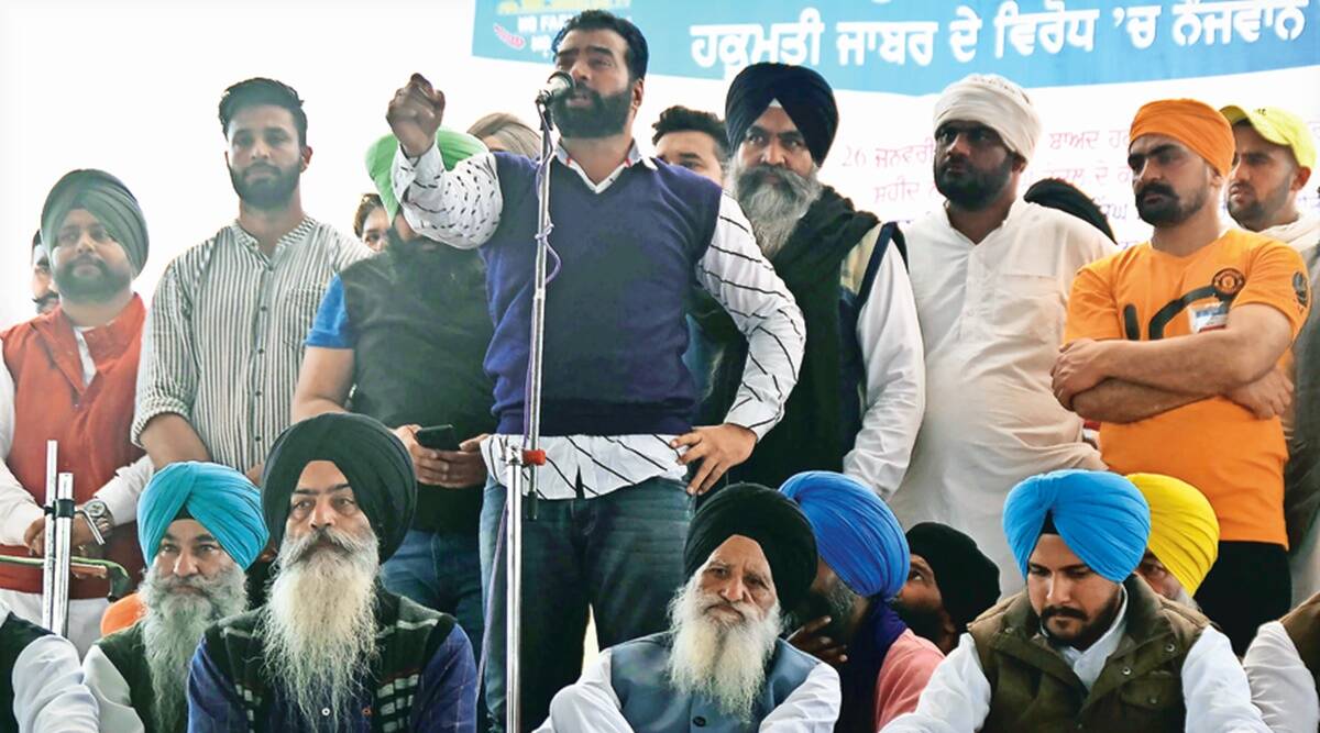 Lakha Sidhana ਨੇ ਘੇਰਿਆ ਕੈਪਟਨ
