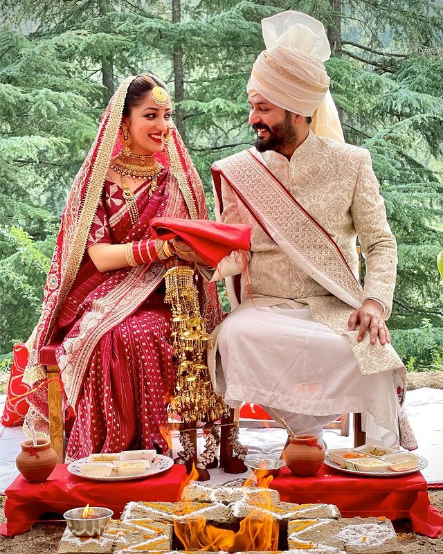 Yami Gautam ਅਤੇ Aditya Dhar ਦੇਖੋ ਮਹਿੰਦੀ-ਹਲਦੀ ਤੋਂ ਲੈ ਕੇ 7 ਫੇਰਿਆਂ ਤੱਕ ਦੀਆਂ Latest ਤਸਵੀਰਾਂ