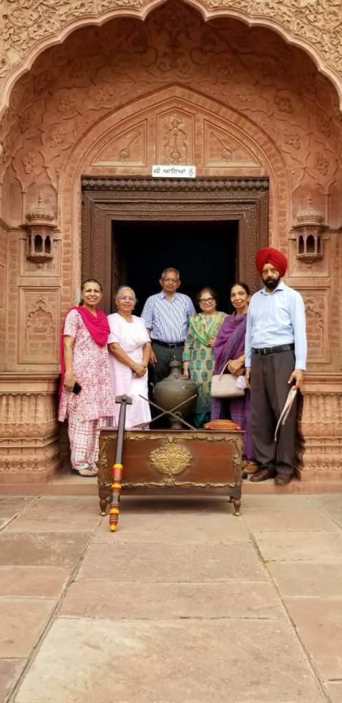 PAU ਦੇ ਅਜਾਇਬ ਘਰ ਲਈ ਡਾ. ਆਰ ਐਲ ਨਾਰੰਗ ਨੇ ਪੁਰਾਤਨ ਵਸਤਾਂ ਭੇਂਟ ਕੀਤੀਆਂ