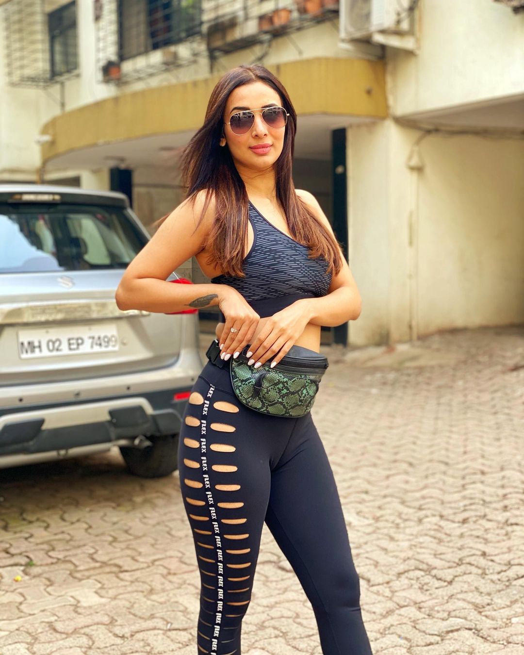 ਉਹ ਖੂਬਸੂਰਤੀ ਦੇ ਲਿਹਾਜ਼ ਨਾਲ ਮਲਾਇਕਾ ਅਰੋੜਾ ਨੂੰ ਮੁਕਾਬਲਾ ਦੇ ਰਹੀ ਹੈ