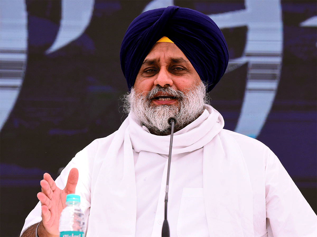 ਸੁਖਬੀਰ ਬਾਦਲ ਨੇ ਗੁਰਦੁਆਰੇ ਨੂੰ ਵਿਦਿਆ ਮੰਦਰ ਵਿਚ ਤਬਦੀਲ ਕਰਨ ਦਾ ਕੀਤਾ ਵਿਰੋਧ