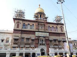 ਇਹ ਦਿੱਲੀ ਦੇ ਇਤਿਹਾਸਕ ਅਤੇ ਮਸ਼ਹੂਰ 8 ਗੁਰਦੁਆਰੇ ਹਨ, ਹਰ ਕੋਈ ਇੱਥੇ ਦੀ ਸ਼ਾਂਤੀ ਅਤੇ ਸੁੰਦਰਤਾ ਨਾਲ ਪ੍ਰਸੰਨ ਹੋ ਜਾਂਦਾ ਹੈ