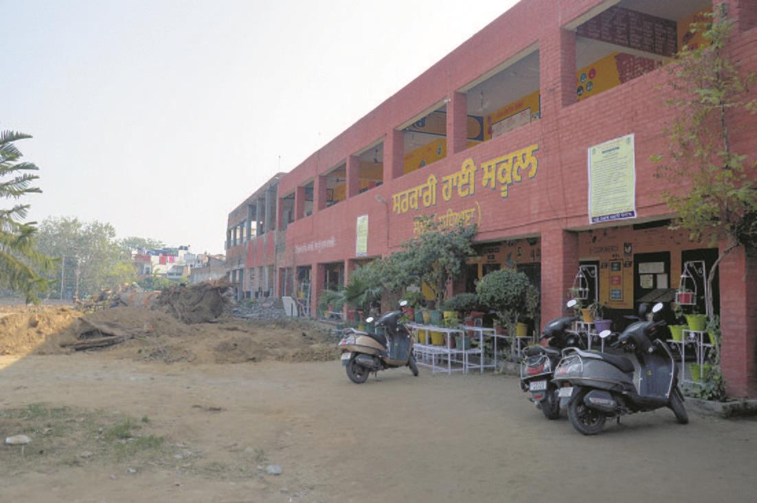 ਲੁਧਿਆਣਾ ਦੇ ਸਰਕਾਰੀ ਸਕੁੂਲ ’ਚ 8 ਬੱਚੇ ਮਿਲੇ ਕੋਰੋਨਾ ਪਾਜ਼ੇਟਿਵ, ਪ੍ਰਸ਼ਾਸਨ ’ਚ ਹੜਕੰਪ