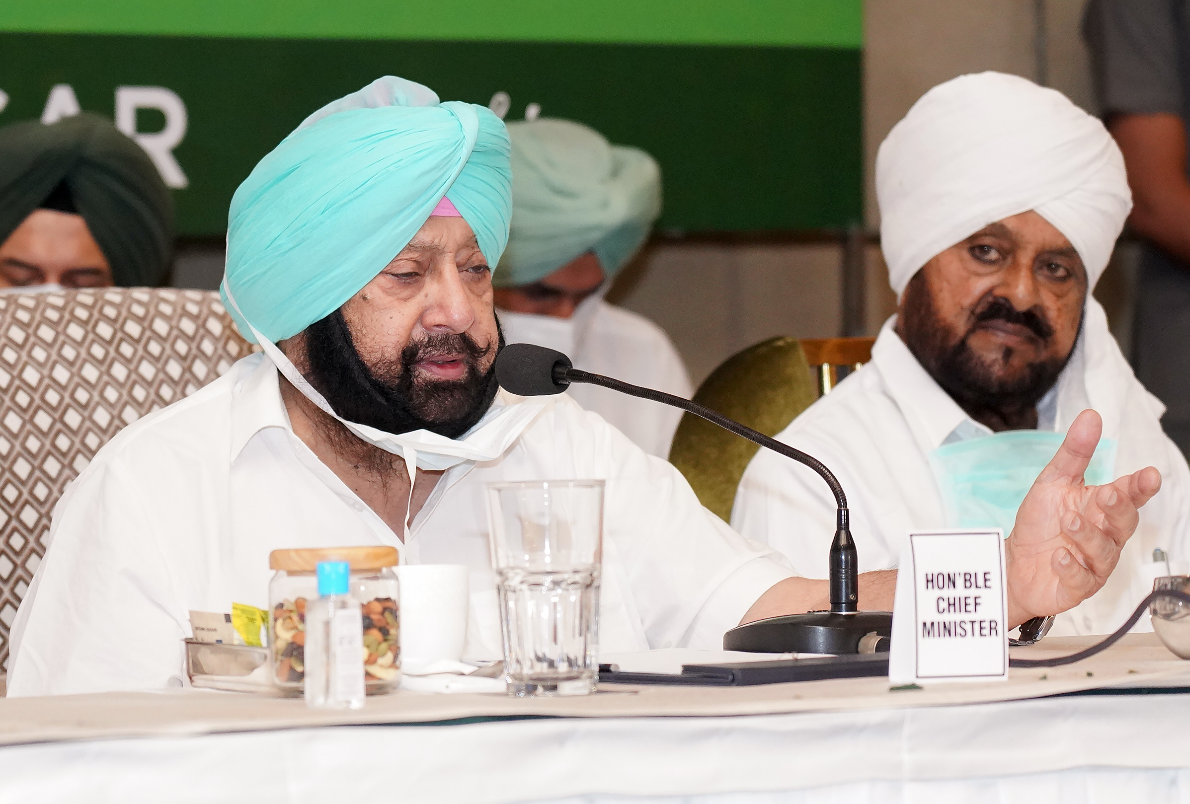 ਮੁੱਖ ਮੰਤਰੀ ਨੇ ਕੇਂਦਰੀ ਖੇਤੀ ਕਾਨੂੰਨਾਂ ਨੂੰ ਰੱਦ ਕਰਵਾਉਣ ਲਈ ਕਿਸਾਨਾਂ ਨਾਲ ਸੰਘਰਸ਼ ਵਿਚ ਡਟੇ ਰਹਿਣ ਦਾ ਸੰਕਲਪ ਲਿਆ