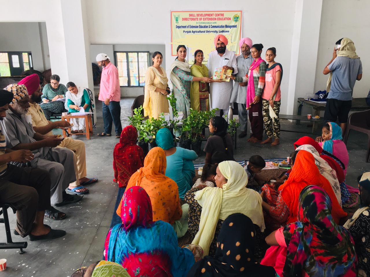 PAU ਨੇ ਘਰੇਲੂ ਪੋਸ਼ਕ ਬਗੀਚੀ ਬਾਰੇ ਲੋਕਾਂ ਨੂੰ ਦਿੱਤੀ ਸਿਖਲਾਈ