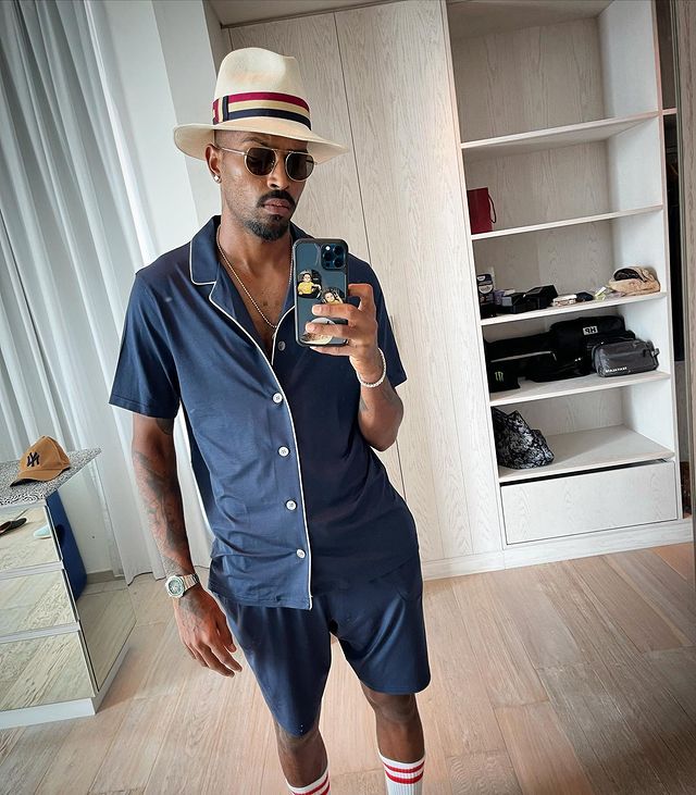 Hardik Pandya ਦੀ ਘੜੀ ਇੰਟਰਨੇਟ ਤੇ ਛਾਈ, ਕੀਮਤ ਅਤੇ ਬ੍ਰਾਂਡ ਸੋਸ਼ਲ ਮੀਡੀਆ’ ਤੇ ਚਰਚਾ ਦਾ ਵਿਸ਼ਾ ਬਣ ਗਿਆ