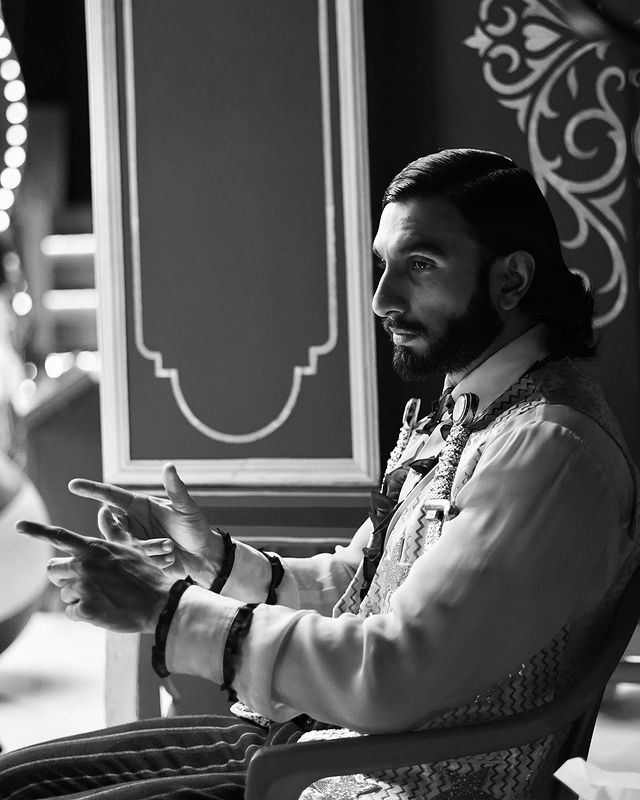 ਰਣਵੀਰ ਸਿੰਘ ਦੇ ਨਵੇਂ ਲੁੱਕ ਤੇ ਹੈਰਾਨ ਹੋਏ ਪ੍ਰਸ਼ੰਸਕ