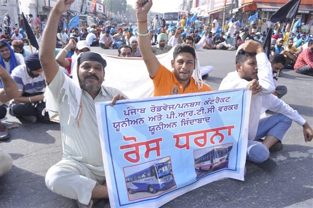 ਪਨਬਸ ਤੇ ਪੀ.ਆਰ. ਟੀ. ਸੀ ਦੇ ਕੱਚੇ ਮੁਲਾਜ਼ਮਾਂ ਦੀ ਸੂਬਾ ਪੱਧਰੀ ਹੜਤਾਲ