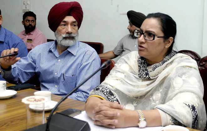 ਨਵਜੋਤ ਸਿੰਘ ਸਿੱਧੂ ਤੋਂ ਬਾਅਦ ਰਜ਼ੀਆ ਸੁਲਤਾਨਾ ਨੇ ਦਿੱਤਾ ਅਸਤੀਫ਼ਾ