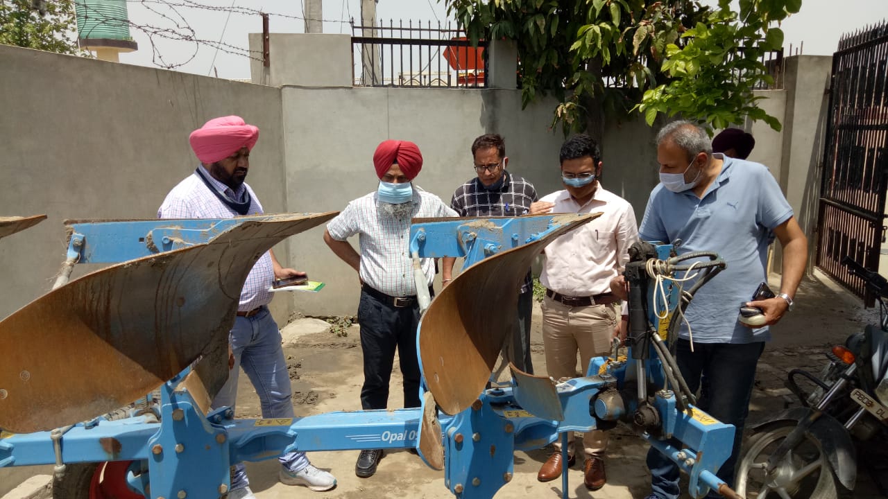 ਜਲੰਧਰ ਵਿਚ ਪਰਾਲੀ ਪ੍ਰਬੰਧਨ ‘ਚ ਸਹਿਕਾਰੀ ਸਭਾਵਾਂ ਅਤੇ ਕਿਸਾਨ ਸਮੂਹਾਂ ਦਾ ਅਹਿਮ ਯੋਗਦਾਨ