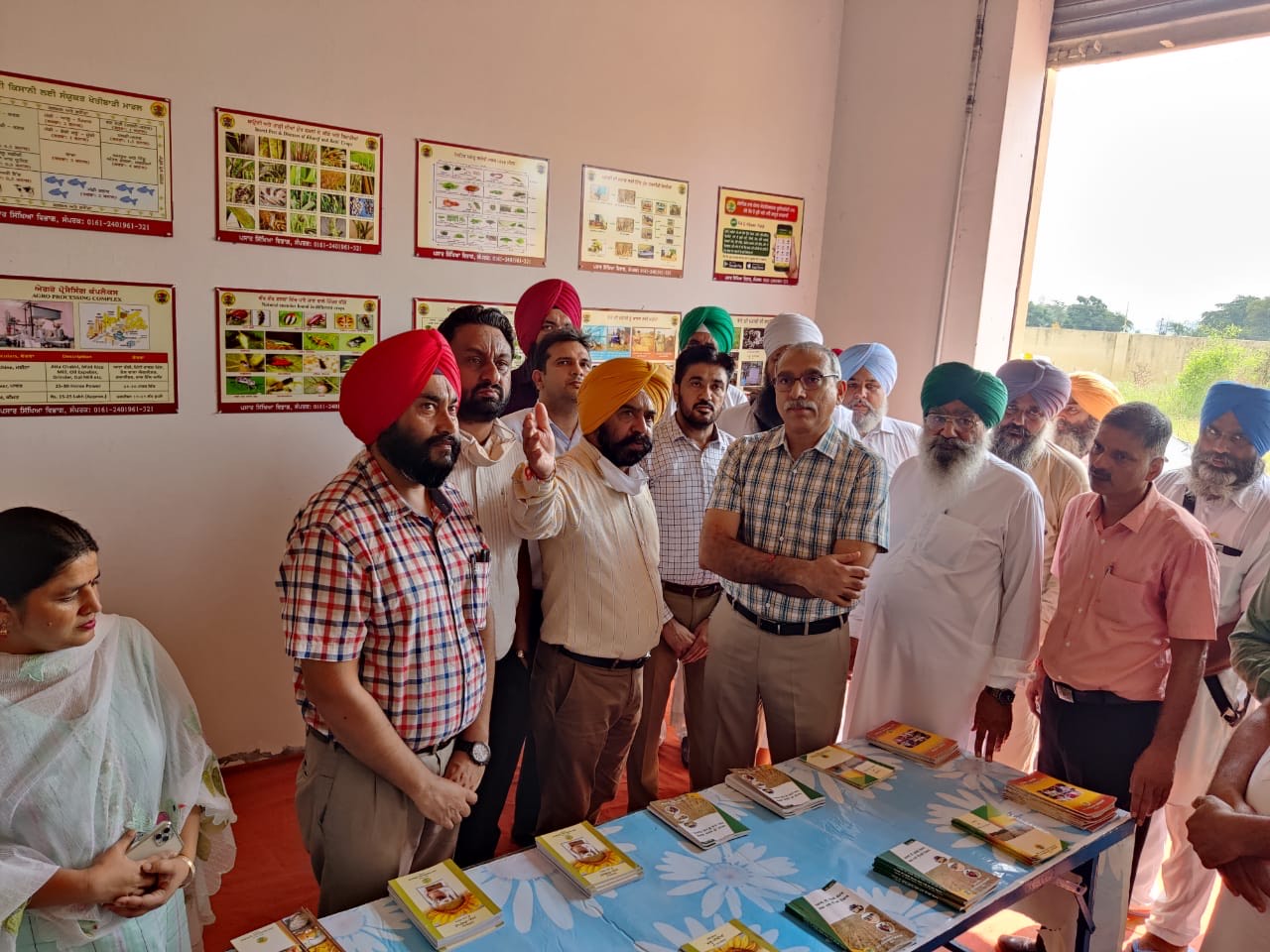 ਫਸਲੀ ਰਹਿੰਦ-ਖੂੰਹਦ ਦੀ ਸੰਭਾਲ ਲਈ ਖੇਤ ਦਿਵਸ ਮਨਾਇਆ