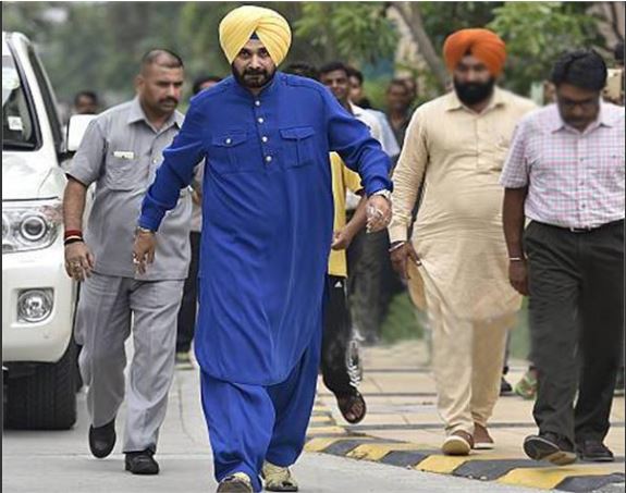 ਵਿਧਾਇਕ ਦਲ ਦੀ ਮੀਟਿੰਗ ਲਈ ਕਾਂਗਰਸ ਦਫ਼ਤਰ ਪਹੁੰਚੇ ਨਵਜੋਤ ਸਿੱਧੂ