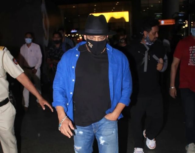 Tiger 3  ਦੀ ਸ਼ੂਟਿੰਗ ਤੋਂ ਬਾਅਦ ਸਲਮਾਨ ਖਾਨ ਮੁੰਬਈ ਪਰਤੇ, BB 15 ਦੇ ਪ੍ਰੀਮੀਅਰ ਦੀ ਸ਼ੂਟਿੰਗ ਕਰਨਗੇ