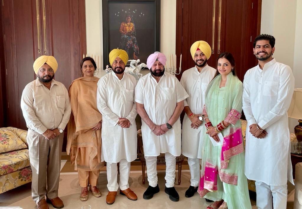 ਕੈਪਟਨ ਅਮਰਿੰਦਰ ਸਿੰਘ ਨੇ ਦਿੱਤਾ ਚੰਨੀ ਦੇ ਨੂੰਹ-ਪੁੱਤ ਨੂੰ ਆਸ਼ੀਰਵਾਦ
