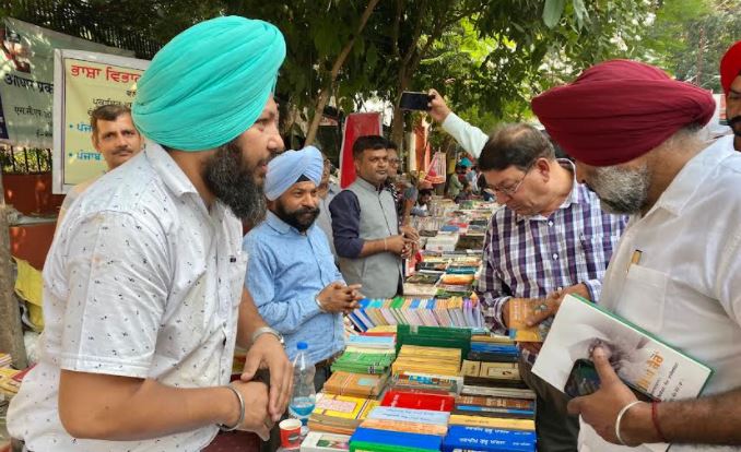 ਪੁਸਤਕ ਸੱਭਿਆਚਾਰ ਨੂੰ ਹੋਰ ਹੁਲਾਰਾ ਦੇਣ ਲਈ ਕੀਤੇ ਜਾਣਗੇ ਉਪਰਾਲੇ : ਪਰਗਟ ਸਿੰਘ