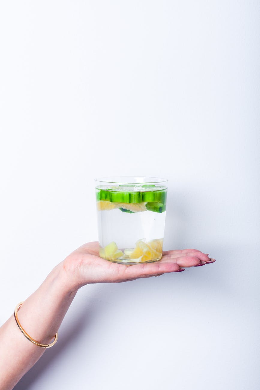 Detox Water : ਲੀਵਰ ਅਤੇ ਕਿਡਨੀ ਦੇ ਫੰਕਸ਼ਨ ਵਿੱਚ ਸੁਧਾਰ ਕਰਦਾ ਹੈ