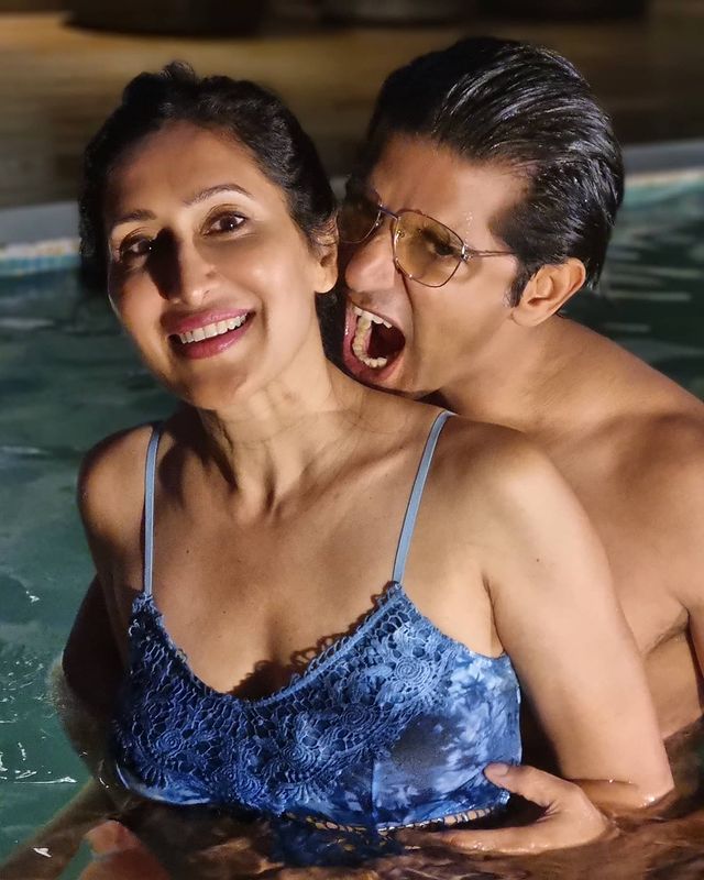 Karanvir Bohra ਨੇ ਬੀਚ ‘ਤੇ ਆਪਣੀ ਪਤਨੀ ਨਾਲ ਵਾਈਲਡ ਰੋਮਾਂਸ ਕੀਤਾ