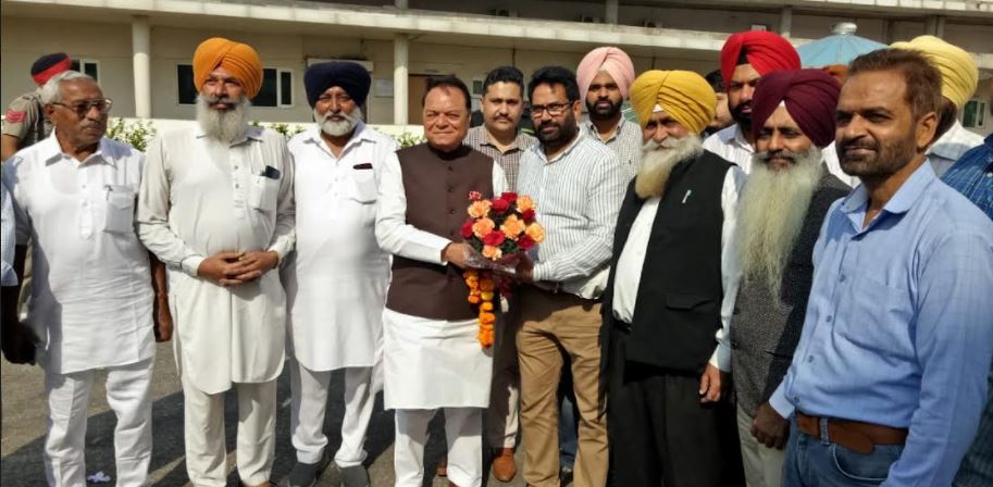 ਪਰਾਲੀ ਦੀ ਸੁਚੱਜੀ ਸੰਭਾਲ ਅਤੇ ਹਾੜੀ ਦੀਆਂ ਫਸਲਾਂ ਸਬੰਧੀ ਕਿਸਾਨ ਸਿਖਲਾਈ ਕੈਂਪ ਲਗਾਇਆ
