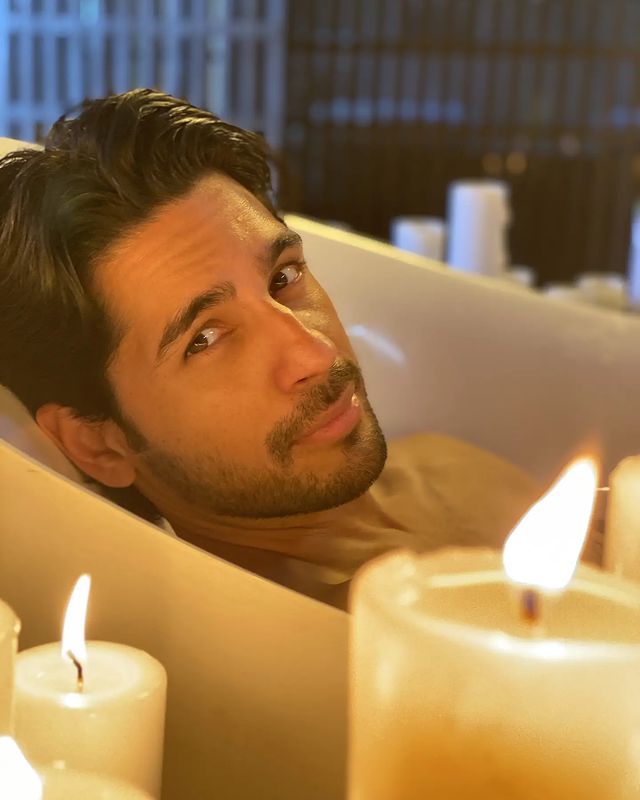 Sidharth Malhotra ਨੇ ਸ਼ੇਅਰ ਕੀਤੀ ਫੋਟੋ, Kiara Advani ਨੇ ਕੀਤੀ ਅਜਿਹੀ ਟਿੱਪਣੀ…