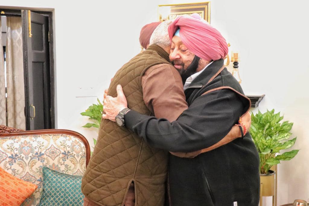 ਕੈਪਟਨ ਦੀ ਪੈ ਗਈ ਭਾਜਪਾ ਨਾਲ ਜੱਫੀ,ਸੀਟਾਂ ‘ਤੇ ਹੋਵੇਗਾ ਜਲਦ ਫੈਸਲਾ