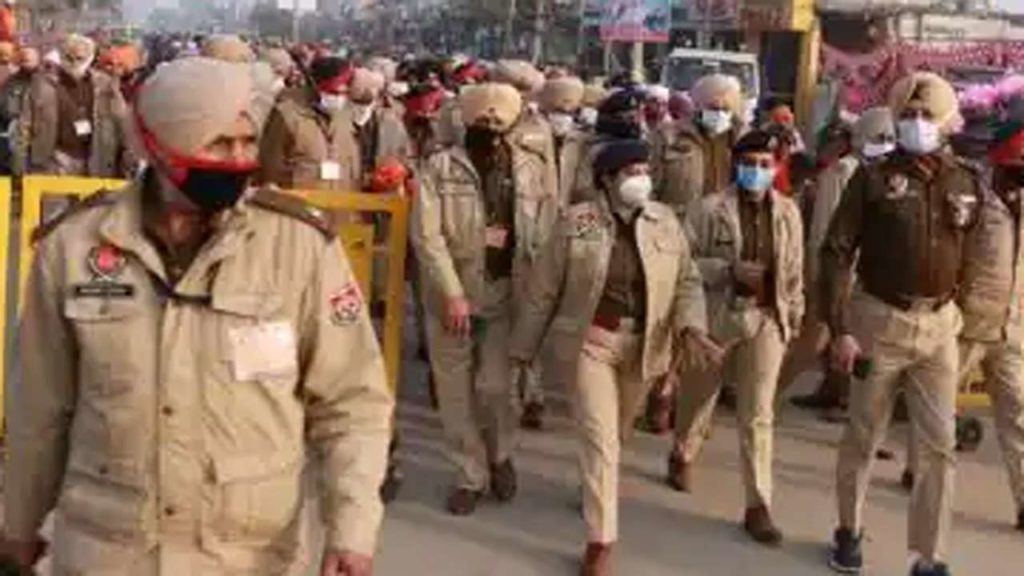 ਕਾਂਗਰਸ ਸਰਕਾਰ ਦੇ ਖਿਲਾਫ ਚੱਲ ਰਹੀ ਹੈ ਪੰਜਾਬ ਪੁਲਿਸ !