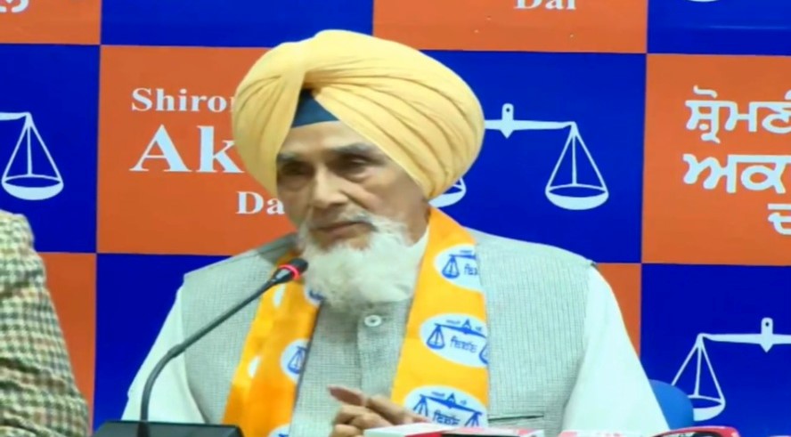 ਅਕਾਲੀ ਦਲ ‘ਚ ਸ਼ਾਮਿਲ ਹੋਏ ਸੁੱਚਾ ਸਿੰਘ ਛੋਟੇਪੁਰ, ਬਟਾਲਾ ਤੋਂ ਲੜਣਗੇ ਚੋਣ