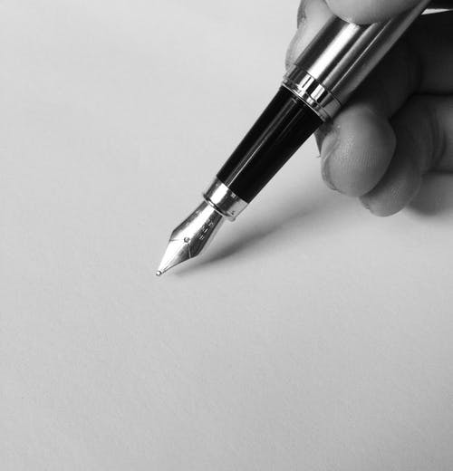 ਇਨ੍ਹਾਂ ਕਾਰਨਾਂ ਕਰਕੇ ਹਵਾਈ ਜਹਾਜਾਂ ਵਿੱਚ Fountain Pens ਲਿਆਉਣ ਦੀ ਇਜਾਜ਼ਤ ਨਹੀਂ ਹੈ।