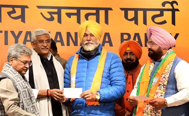ਮੋਦੀ ਦੇ ਆਉਣ ਤੋਂ ਪਹਿਲਾਂ ਵਿਧਾਇਕ ਬਲਵਿੰਦਰ ਲਾਡੀ ਨੇ ਛੱਡੀ ਭਾਜਪਾ