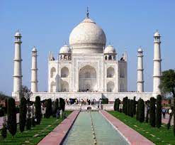 ਆਗਰਾ ਵਿੱਚ ਵਧਦੇ ਮਾਮਲਿਆਂ ਕਾਰਨ ਤਾਜ ਮਹਿਲ ਵਿੱਚ ਸੈਲਾਨੀਆਂ ਲਈ ਪਾਬੰਦੀਆਂ ਲਗਾਈਆਂ ਜਾ ਸਕਦੀਆਂ ਹਨ