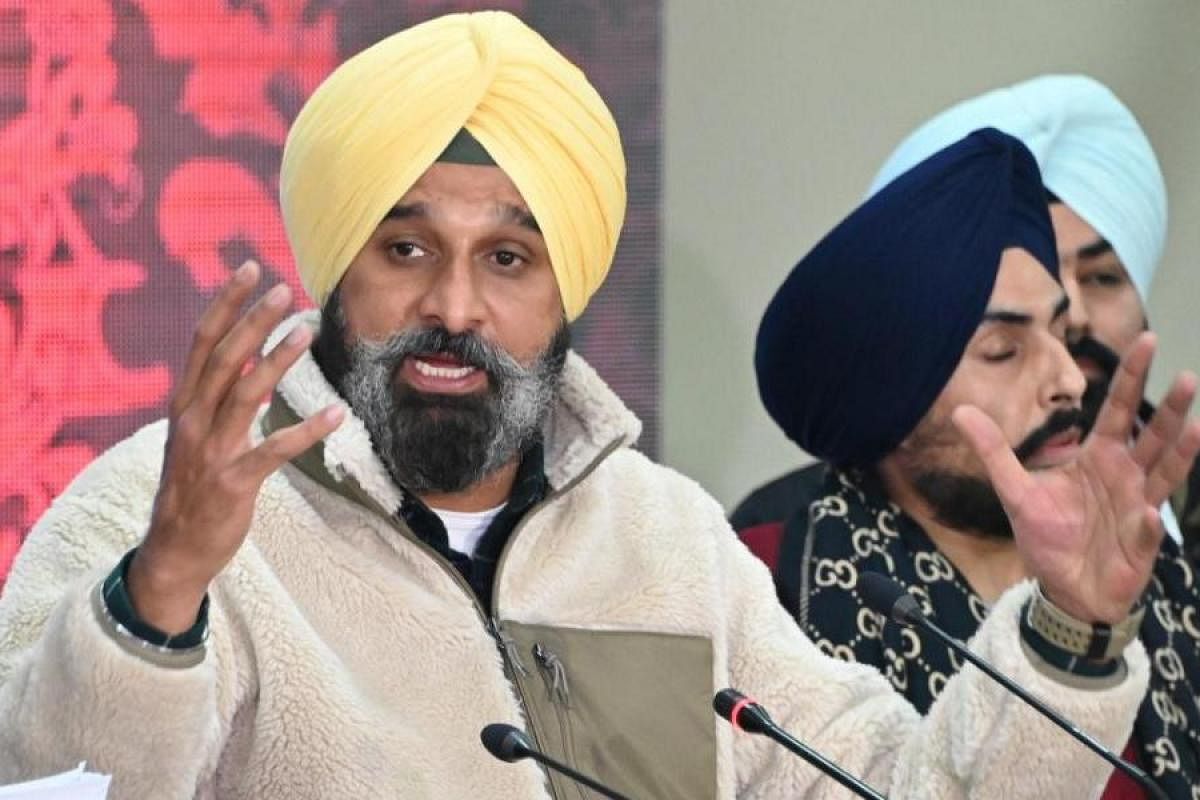 ਜੇਲ੍ਹ ਗਏ ਮਜੀਠੀਆ, 8 ਮਾਰਚ ਤੱਕ ਨਿਆਂਇਕ ਹਿਰਾਸਤ ਦੇ ਹੁਕਮ