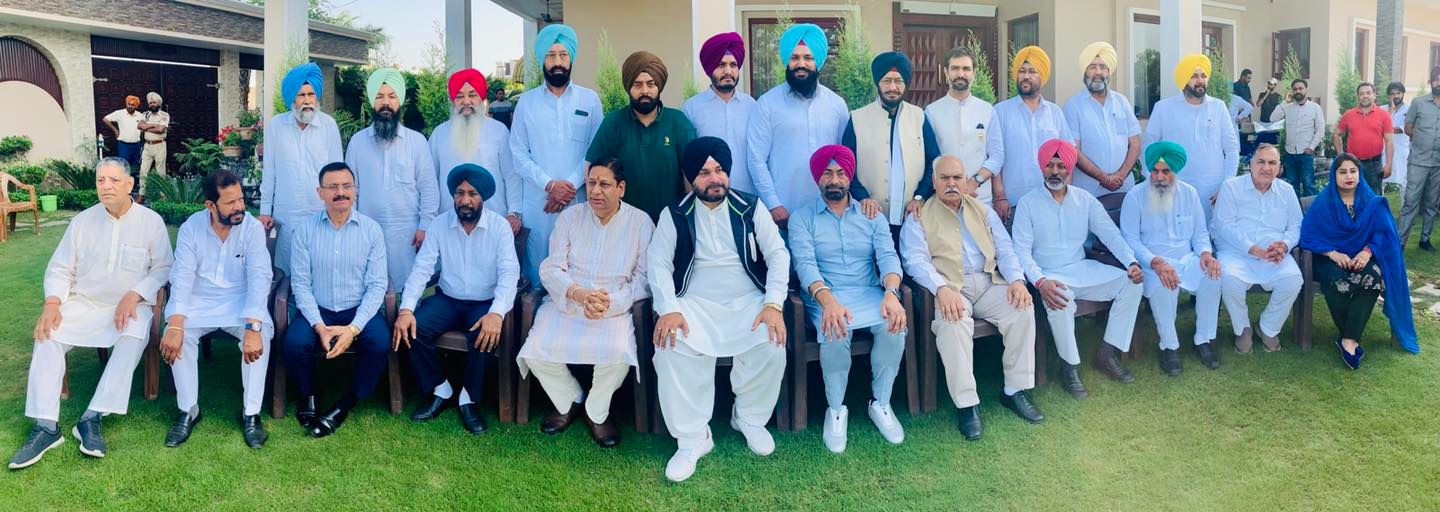 ਹਾਰੀ ਹੋਈ ਕਾਂਗਰਸ ਨੇ ਪੇਸ਼ ਕੀਤਾ ‘ਗੁੱਟਬੰਦੀ ਮਾਡਲ’ , ਸਿੱਧੂ ਨੇ ਕੀਤੀ ਅਗਵਾਈ