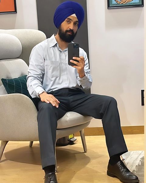 Diljit Dosanjh Wife: ਅਮਰੀਕਾ ‘ਚ ਰਹਿੰਦੇ ਹਨ ਦਿਲਜੀਤ ਦੋਸਾਂਝ ਦੀ ਪਤਨੀ ਤੇ ਬੇਟਾ, ਕਰੀਬੀ ਦੋਸਤਾਂ ਨੇ ਕੀਤਾ ਹੈਰਾਨ ਕਰਨ ਵਾਲਾ ਖੁਲਾਸਾ