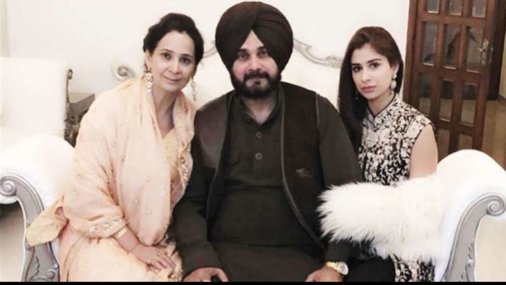 ਨਵਜੋਤ ਕੌਰ ਸਿੱਧੂ ਬਿਮਾਰ , ਸਿੱਧੂ ਕਰ ਰਹੇ ਵਾਹਿਗੁਰੂ ਅੱਗੇ ਅਰਦਾਸ