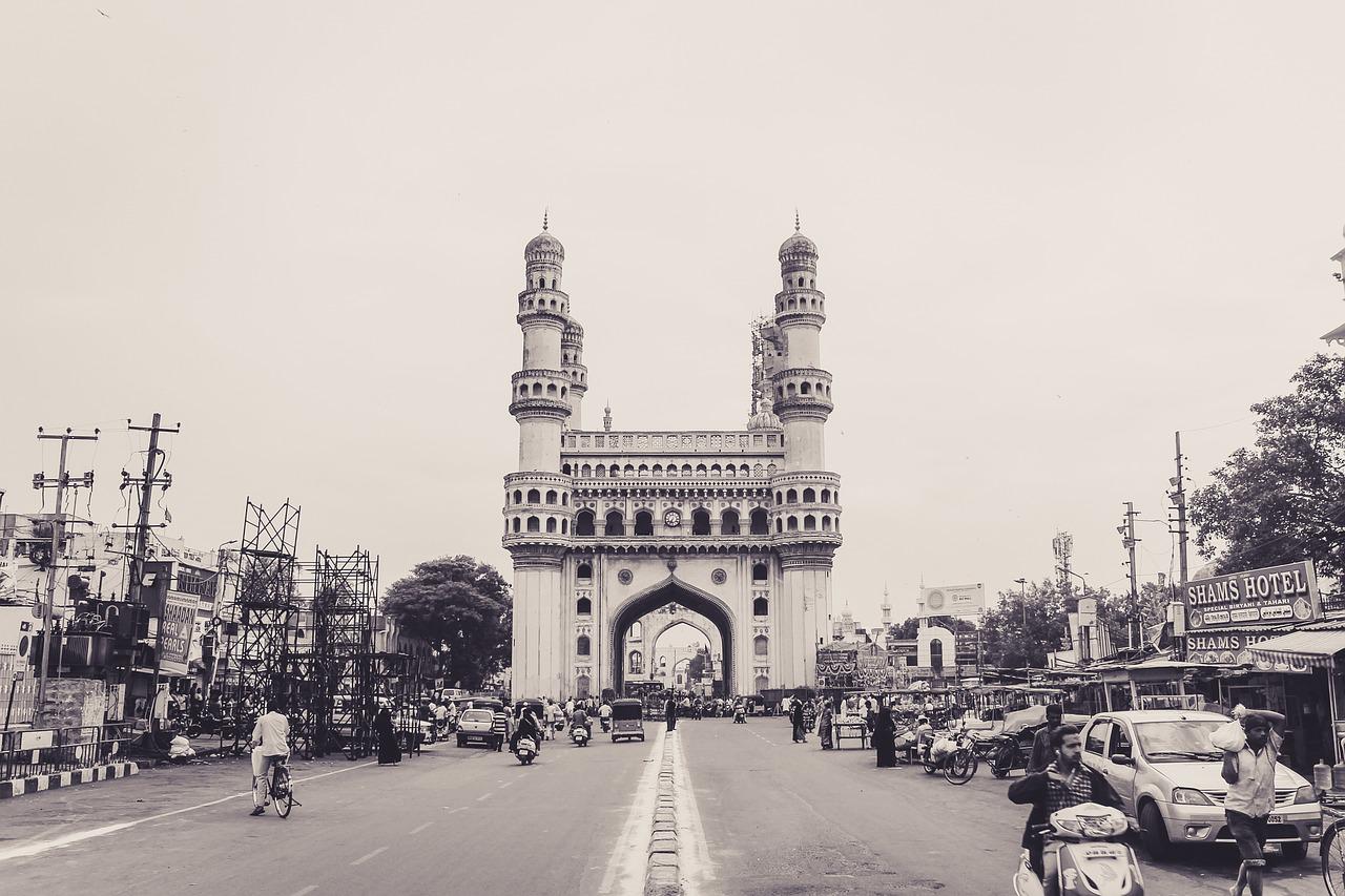 ਹੈਦਰਾਬਾਦ ‘ਚ ਚਾਰਮੀਨਾਰ ਦੇ ਹੇਠਾਂ ਬਣੀ ਅਜੀਬੋ-ਗਰੀਬ ਸੁਰੰਗ