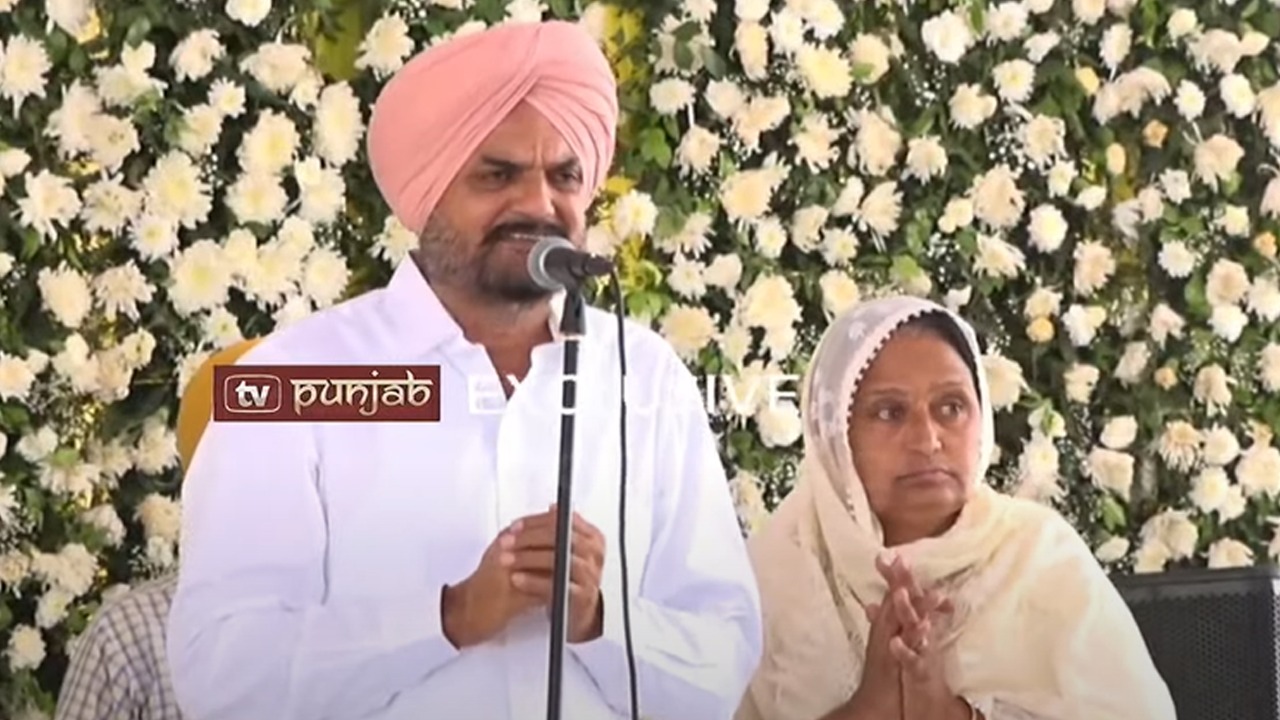 ‘ਮੁੰਡਾ ਚਲਾ ਗਿਆ , ਹੁਣ ਬਾਕੀ ਜ਼ਿੰਦਗੀ ਚਲਾਉਣ ਦੀ ਕੋਸ਼ਿਸ਼ ਕਰਾਂਗੇ’- ਸਿੱਧੂ ਦਾ ਪਿਤਾ