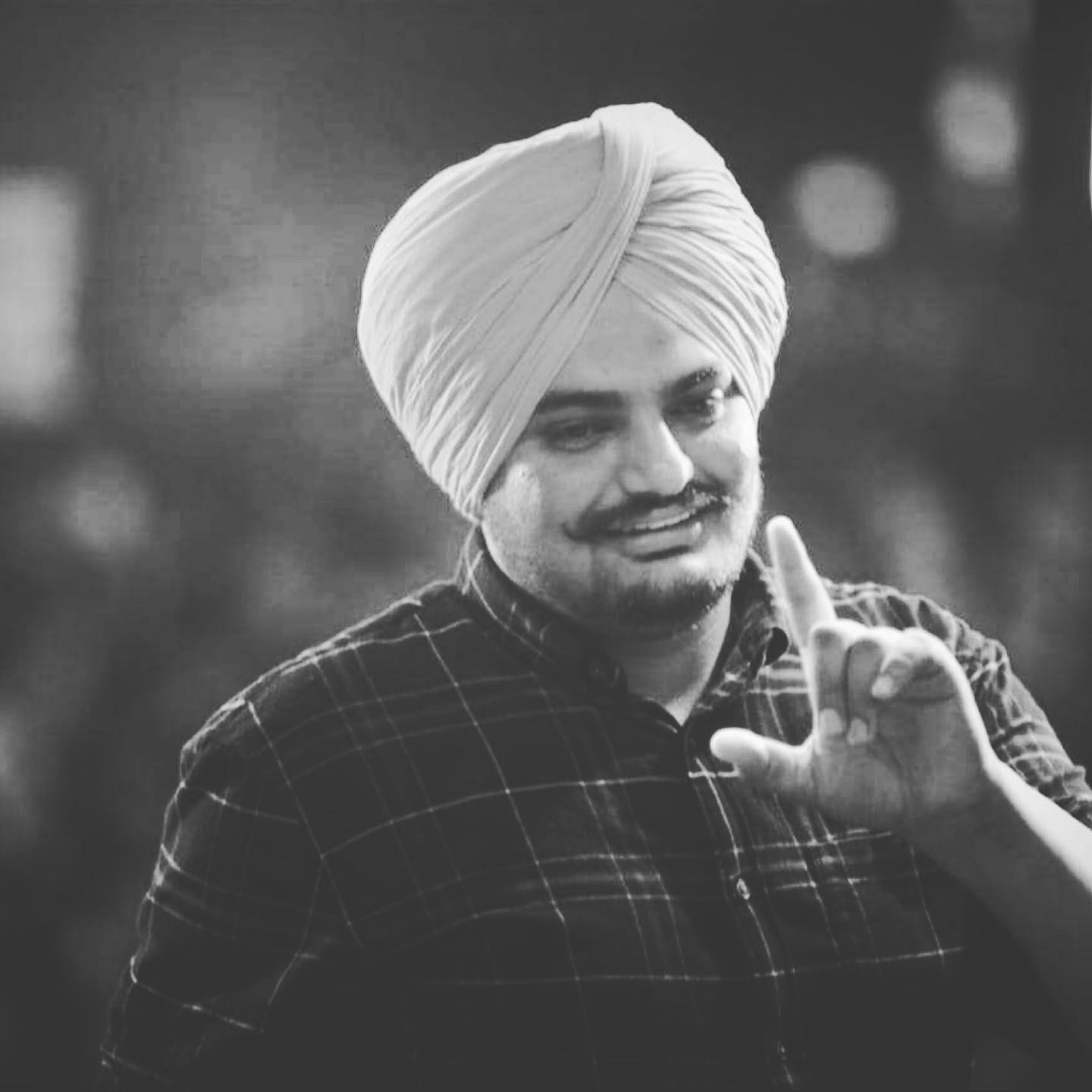 ਗੈਂਗਸਟਰਾਂ ਦੇ ਨਿਸ਼ਾਨੇ ‘ਤੇ ਮੂਸੇਵਾਲਾ ਦਾ ਕਰੀਬੀ , ਨਕਾਬਪੋਸ਼ ਕਰ ਰਿਹੈ ਰੇਕੀ