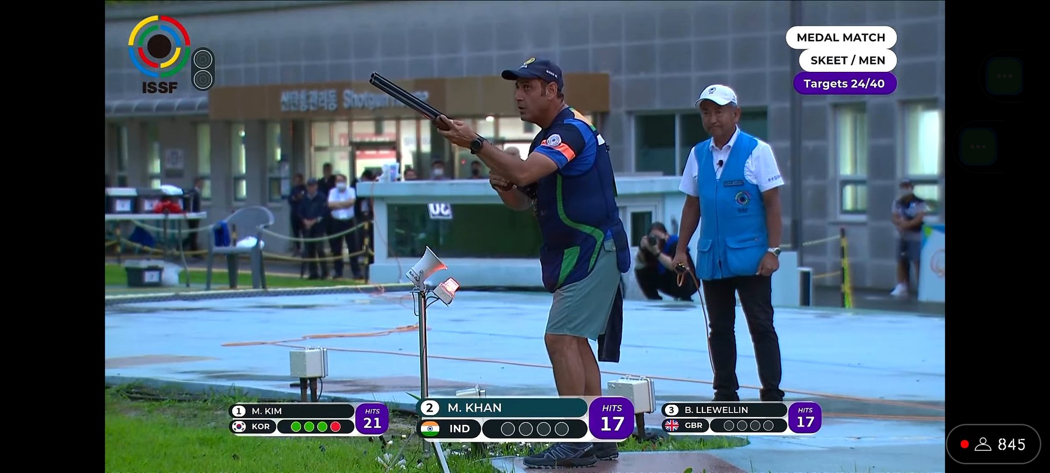 Shooting World Cup : ਮੇਰਾਜ ਖਾਨ ਨੇ ਰਚਿਆ ਇਤਿਹਾਸ, ਸਕੀਟ ‘ਚ ਸੋਨ ਤਮਗਾ ਜਿੱਤਣ ਵਾਲਾ ਪਹਿਲਾ ਭਾਰਤੀ ਬਣਿਆ