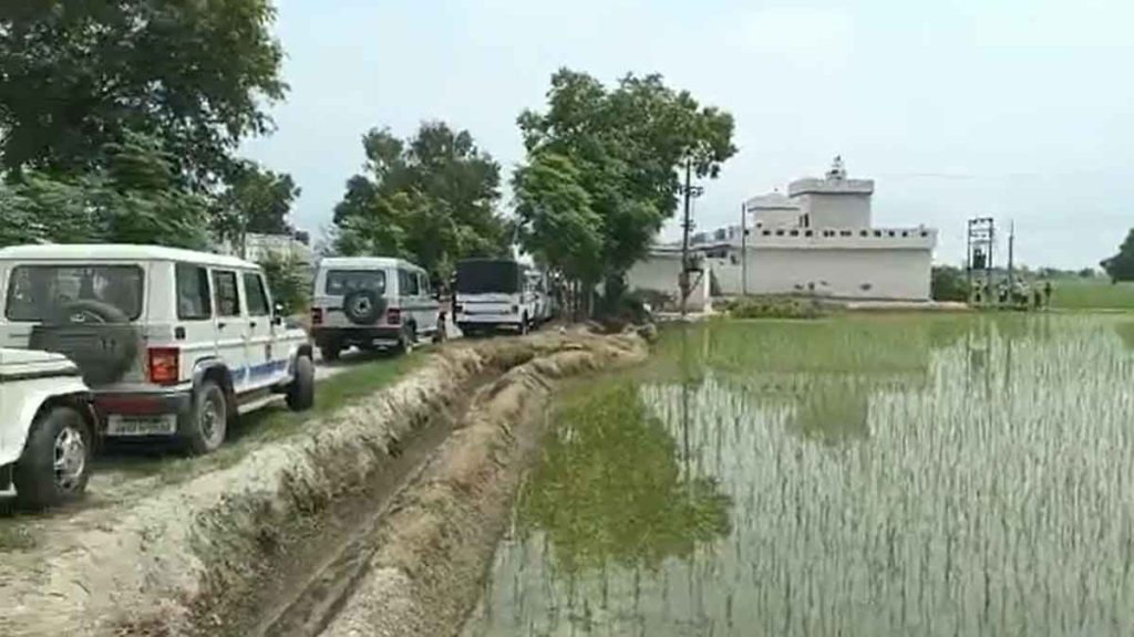 ਪਿੰਡ ਭਕਨਾ ‘ਚ ਹੋ ਸਕਦੈ ਹਥਿਆਰਾਂ ਦਾ ਜ਼ਖੀਰਾ, ਹੋਰ ਗੈਂਗਸਟਰਾਂ ਦੇ ਵੀ ਮਿਲੇ ਫਿੰਗਰ ਪ੍ਰਿੰਟ