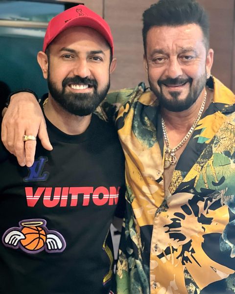 ‘Gem Of A Person’:  ਗਿੱਪੀ ਗਰੇਵਾਲ ਨੇ ਸੰਜੇ ਦੱਤ ਨੂੰ ਮਿਲਣ ਤੋਂ ਬਾਅਦ ਅਨੁਭਵ ਸਾਂਝਾ ਕੀਤਾ