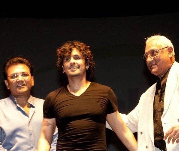 Sonu Nigam Birthday: ਜਦੋਂ ਵਿਆਹਾਂ ਵਿੱਚ ਗਾਉਣ ਜਾਂਦੇ ਸੀ 10 ਸਾਲ ਦੇ ਸੋਨੂੰ ਨਿਗਮ ਅੱਜ ਹੈ ਬਾਲੀਵੁੱਡ ਦੇ ਸਭ ਤੋਂ ਮਹਿੰਗੇ ਗਾਇਕਾਂ ਵਿੱਚੋਂ ਇੱਕ
