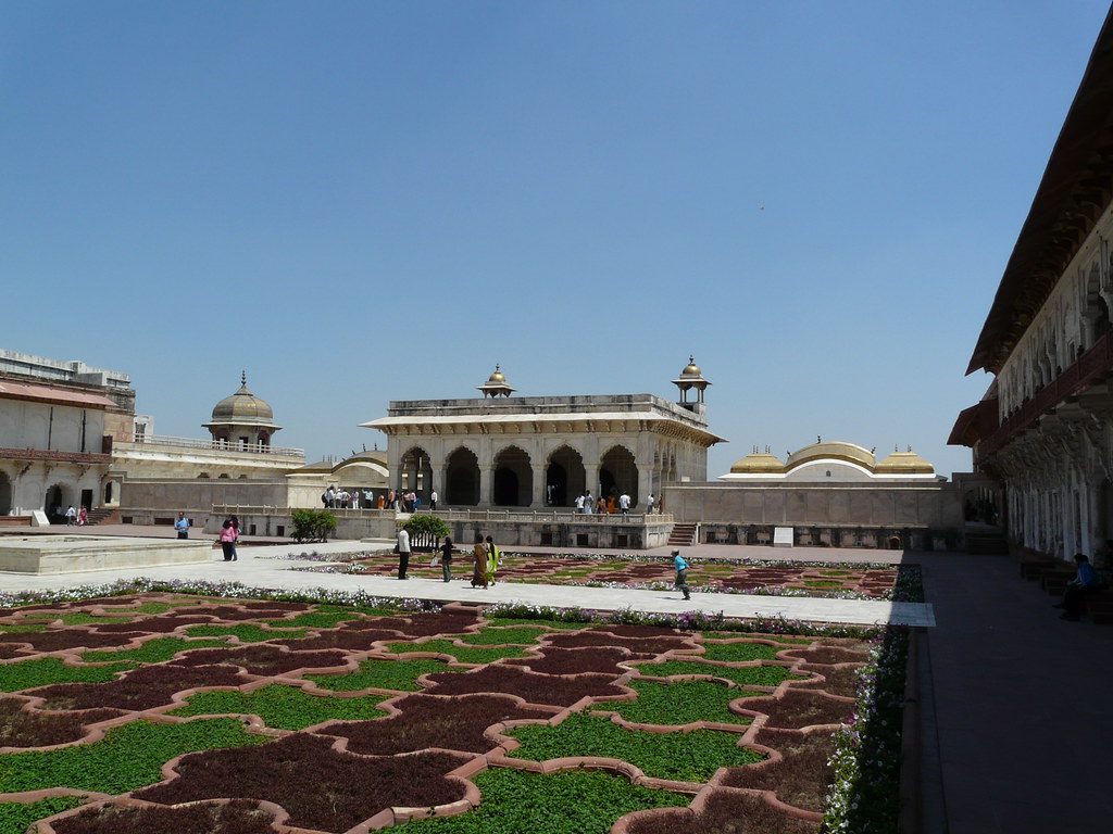ਤਾਜ ਮਹਿਲ ਤੋਂ ਇਲਾਵਾ ਆਗਰਾ ‘ਚ ਇਹ ਸੈਰ-ਸਪਾਟਾ ਸਥਾਨ ਹਨ ਬਹੁਤ ਖਾਸ , ਜਿਸ ਨੂੰ ਦੇਖ ਕੇ ਤੁਸੀਂ ਵੀ ਕਹੋਗੇ ਵਾਹ