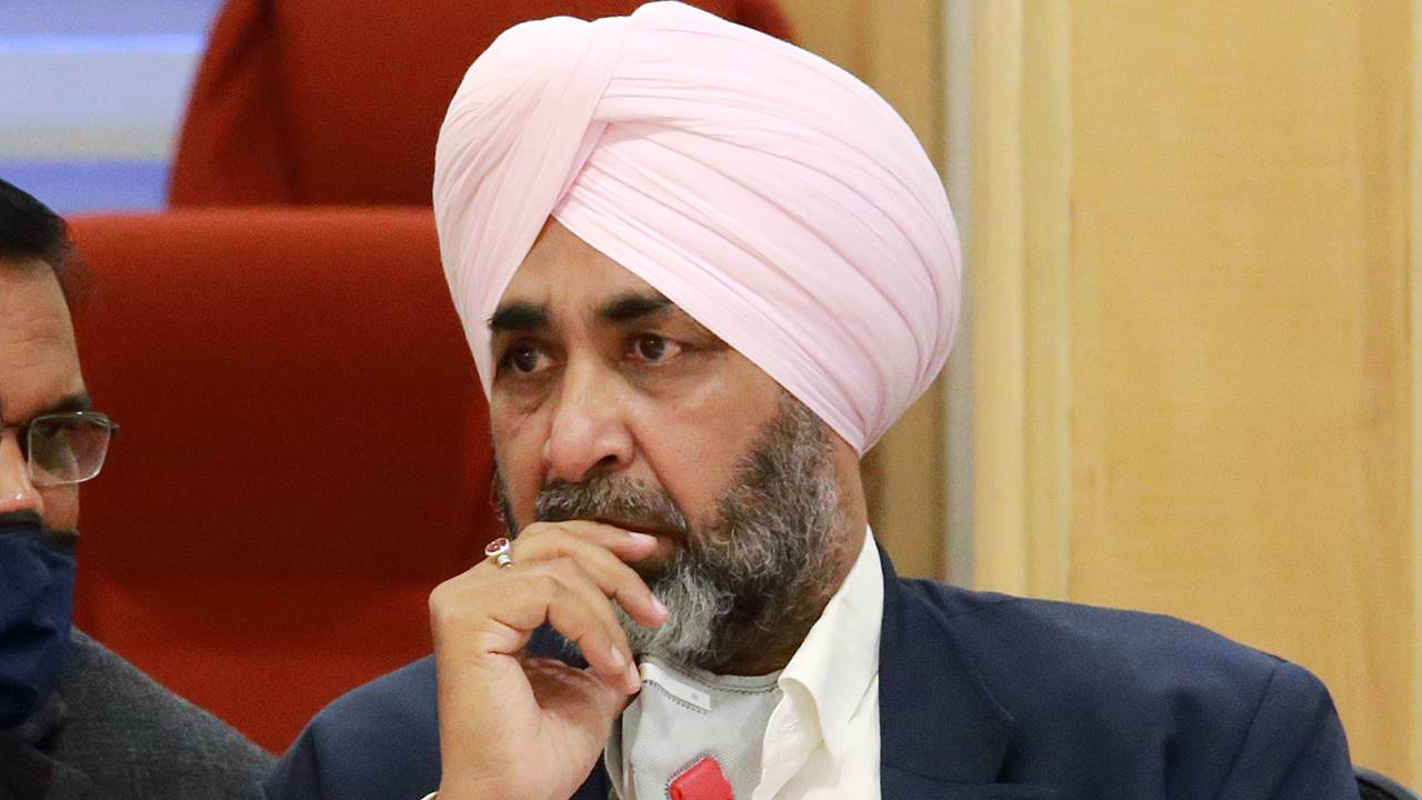ਮਨਪ੍ਰੀਤ ਬਾਦਲ ਤੋਂ ਕਾਂਗਰਸ ਨੇ ਖਿੱਚੇ ਹੱਥ ! ਵੜਿੰਗ ਨੇ ਜਾਰੀ ਕੀਤੀ ਲਿਸਟ
