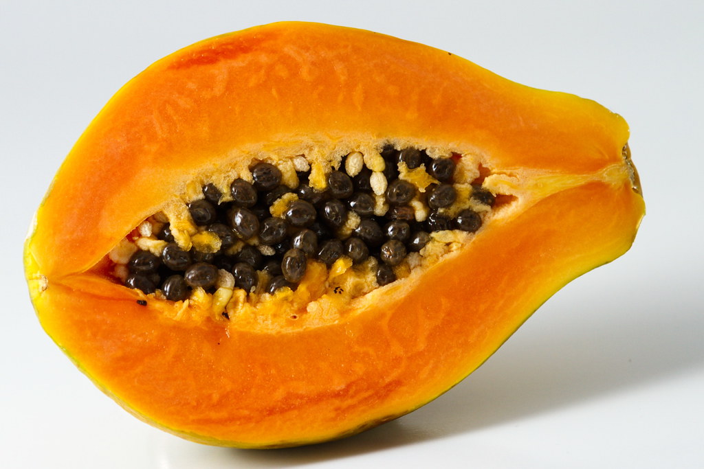 Papaya Side Effects: ਕਿਸ ਨੂੰ ਨਹੀਂ ਖਾਣਾ ਚਾਹੀਦਾ ਪਪੀਤਾ?