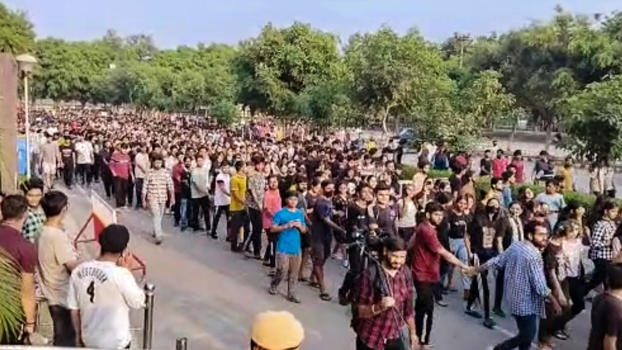 CU Viral Video :ਚੰਡੀਗੜ੍ਹ ਯੂਨੀਵਰਸਿਟੀ ਨੇ ਦੋ ਵਾਰਡਨਾਂ ‘ਤੇ ਕੀਤੀ ਕਾਰਵਾਈ