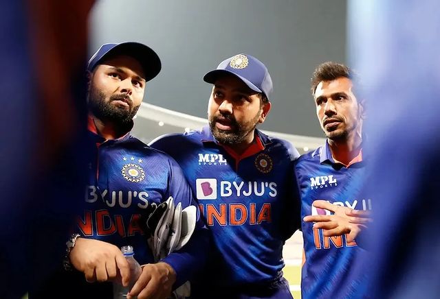 ਕਪਤਾਨ ਰੋਹਿਤ ਸ਼ਰਮਾ ਪੰਤ ‘ਤੇ ਗੁੱਸੇ ‘ਚ ਆ ਗਏ, ਡਰੈਸਿੰਗ ਰੂਮ ਵਿੱਚ ਬਹੁਤ ਕੁਝ ਸੁਣਿਆ, VIDEO