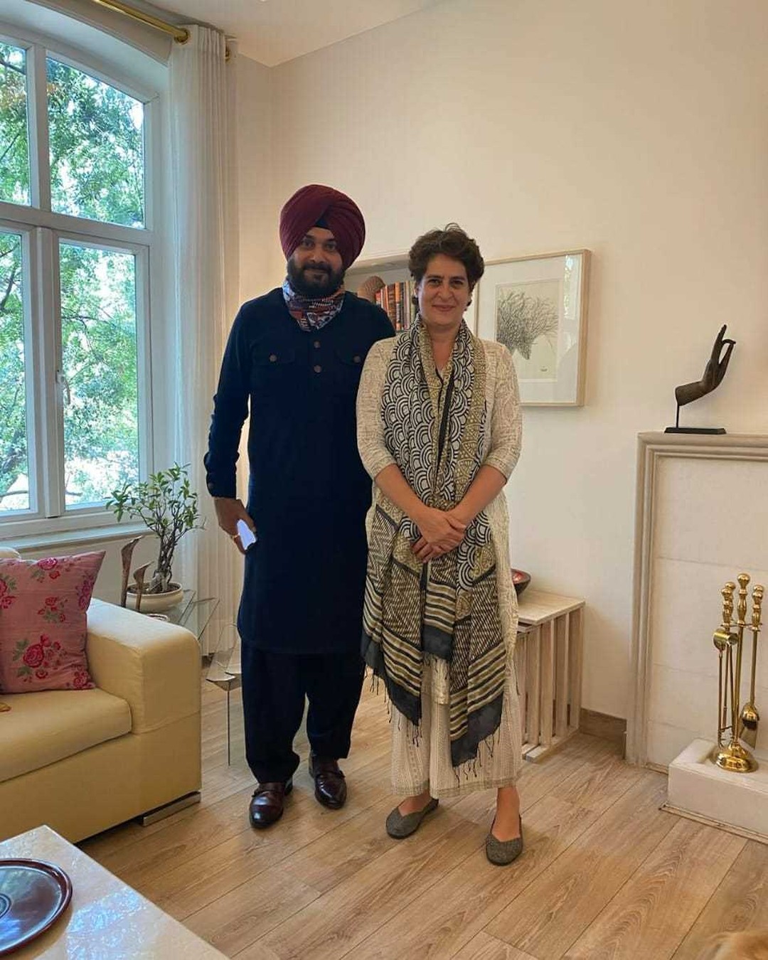ਜੇਲ ‘ਚ ਬੰਦ ਸਿੱਧੂ ਨੂੰ ਪ੍ਰਿਅੰਕਾ ਨੇ ਲਿਖੀ ਚਿੱਠੀ, ਬਾਹਰ ਆਉਂਦੇ ਹੀ ਕਾਂਗਰਸ ਹਾਈਕਮਾਨ ਹੋ ਸਕਦੀ ਹੈ ਮਿਹਰਬਾਨ!